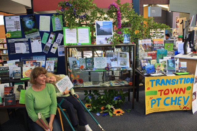 Local author Niki Harré at Pt Chev Library speaking on 15 Nov 2008 about creating a Green Community - picture 10.